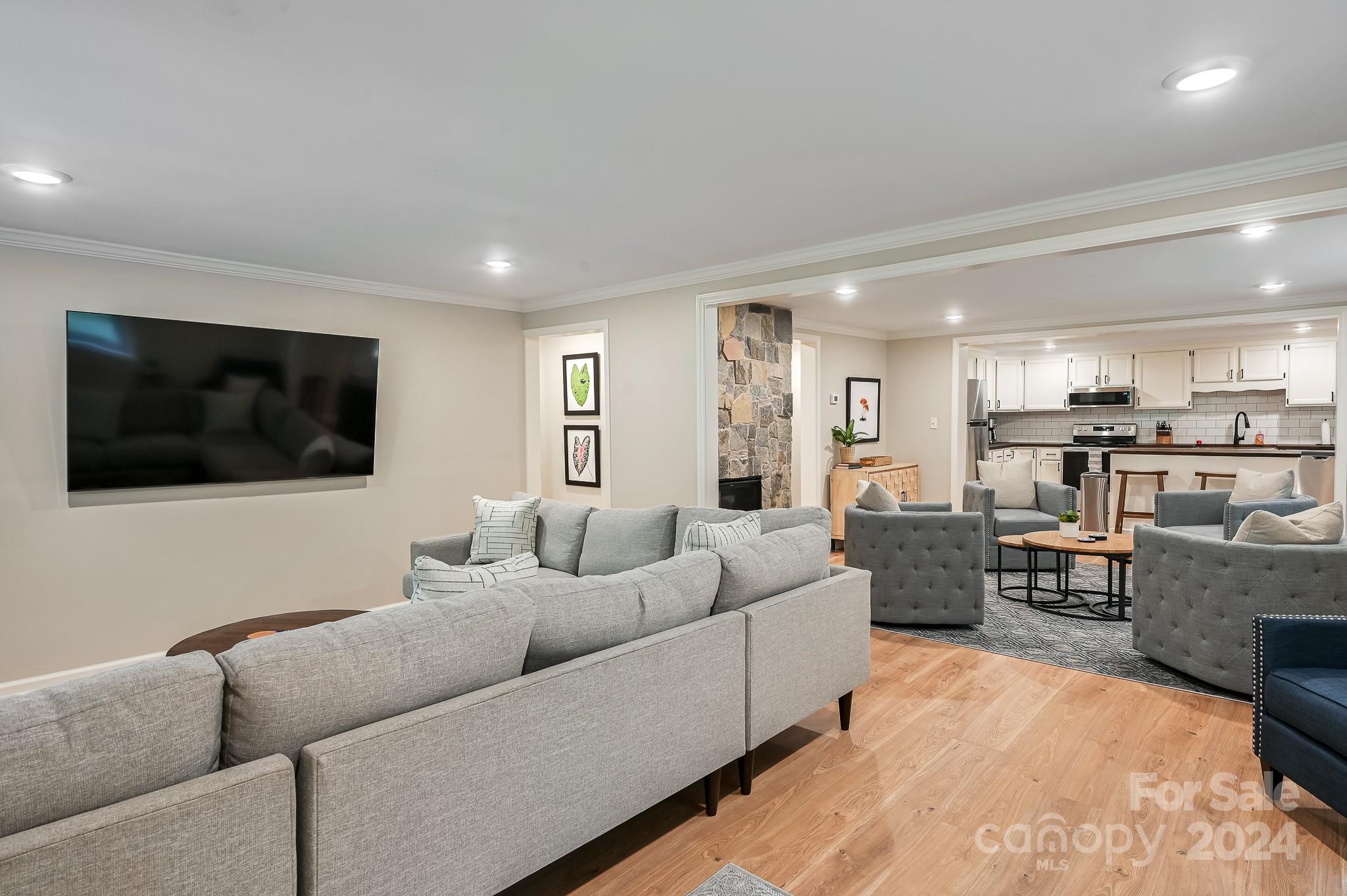 186 Davidson Road Swannanoa NC 28778