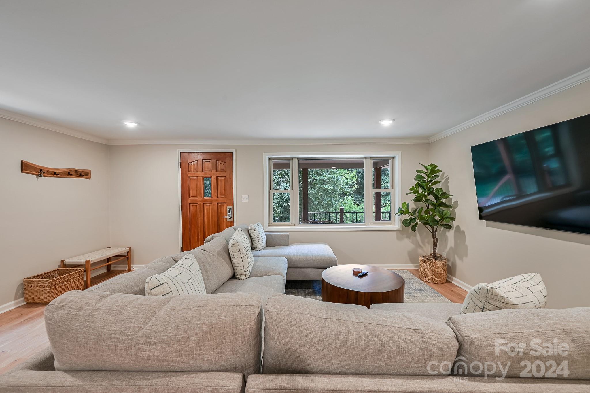 186 Davidson Road Swannanoa NC 28778