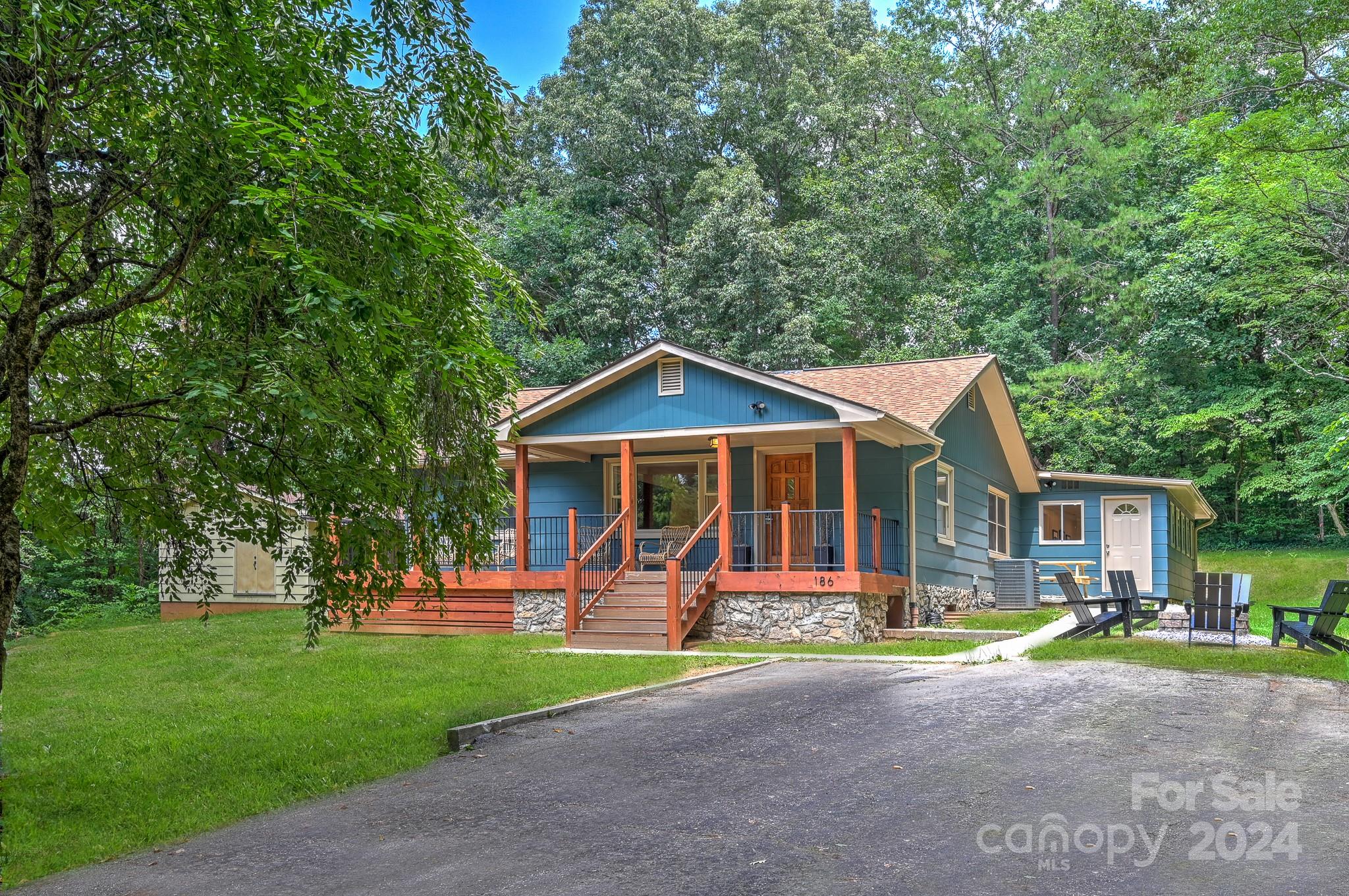 186 Davidson Road Swannanoa NC 28778