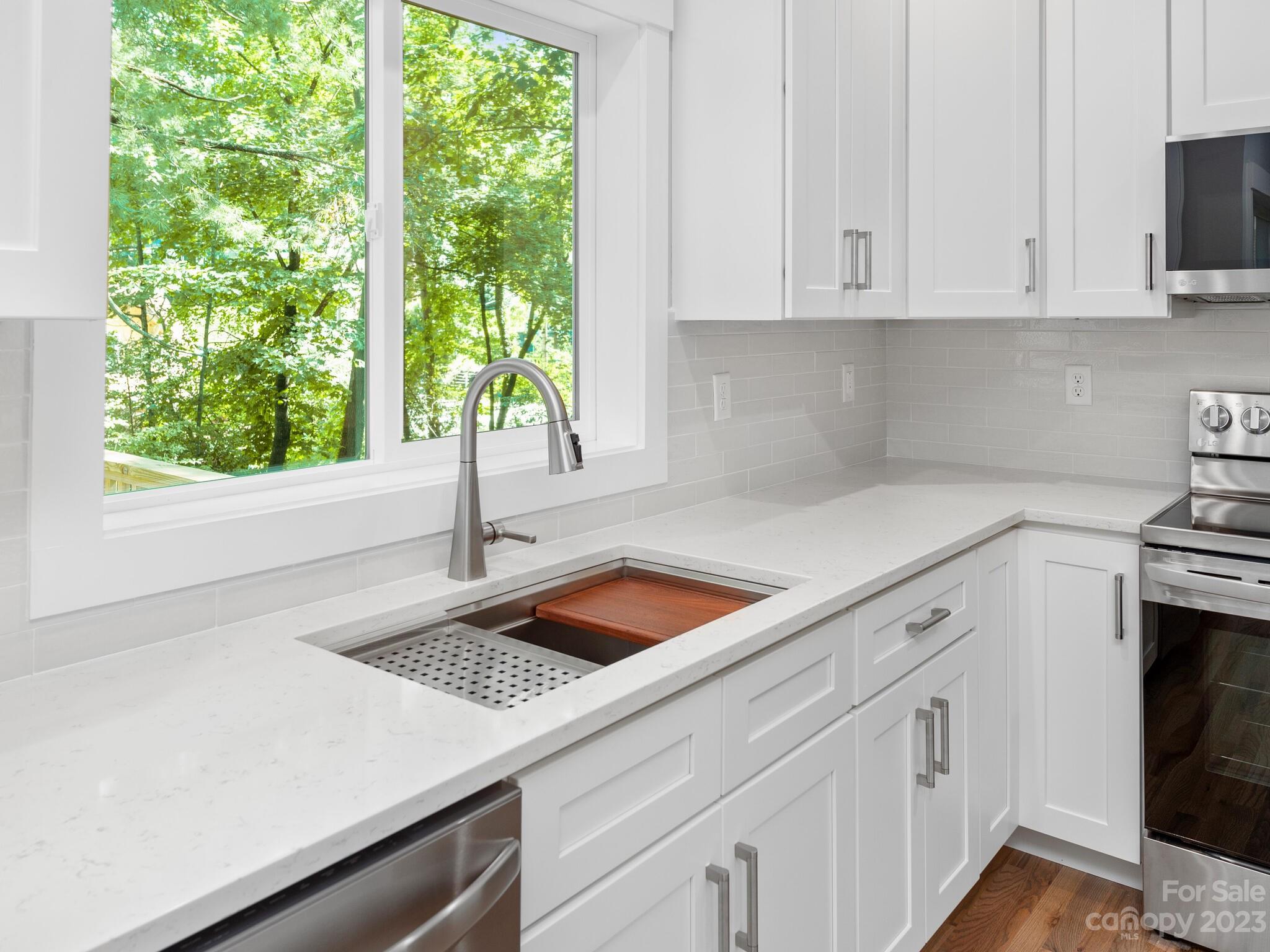 120 White Fawn Place Asheville NC 28801