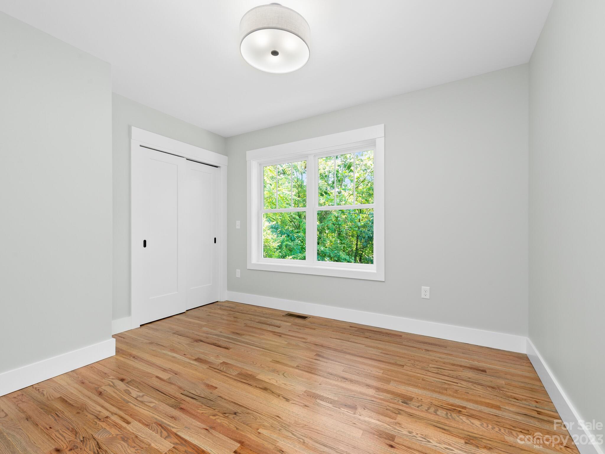 120 White Fawn Place Asheville NC 28801