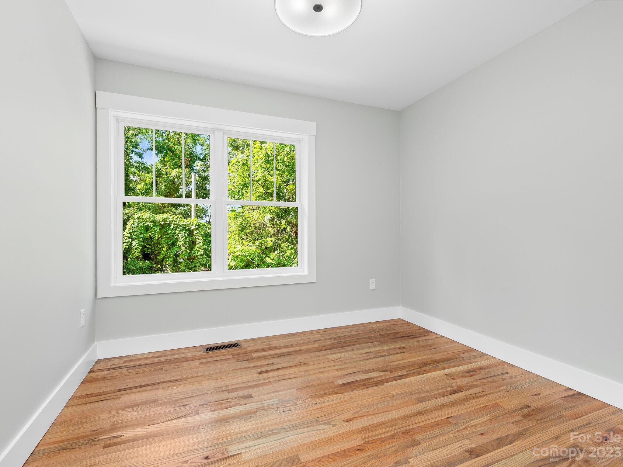 120 White Fawn Place Asheville NC 28801