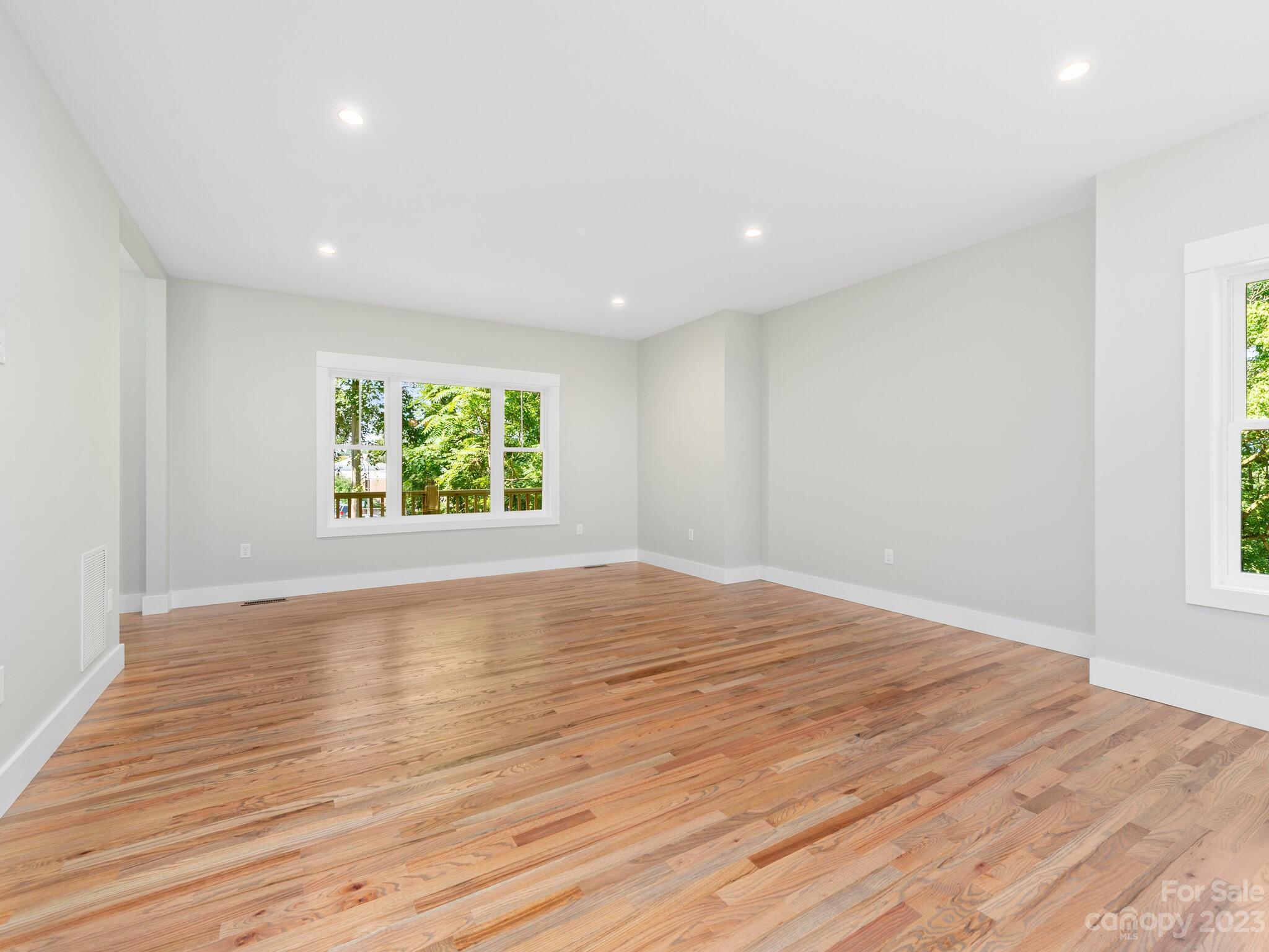 120 White Fawn Place Asheville NC 28801