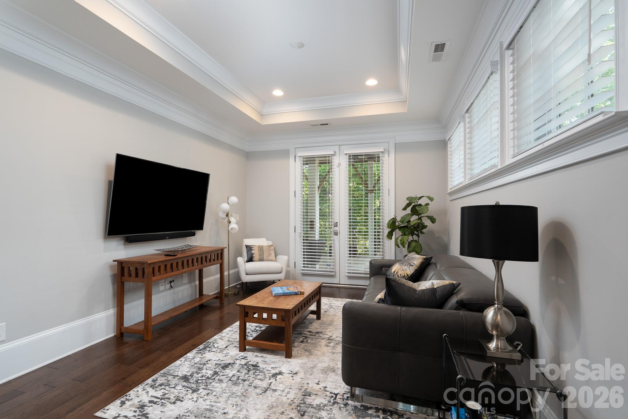 5041 Vernet Lane Charlotte NC 28210