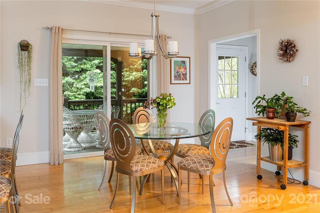 31 Azure Sage Way Asheville NC 28806