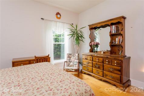 31 Azure Sage Way Asheville NC 28806