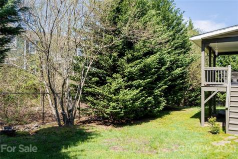 31 Azure Sage Way Asheville NC 28806