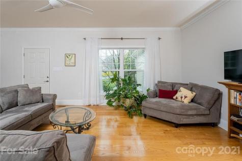 31 Azure Sage Way Asheville NC 28806