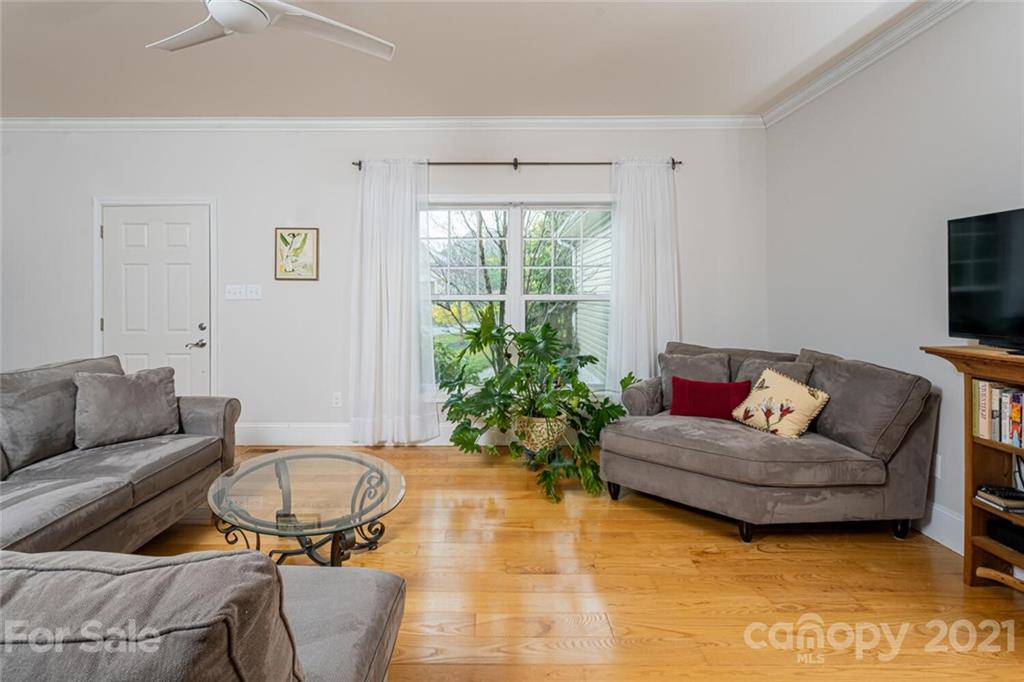 31 Azure Sage Way Asheville NC 28806
