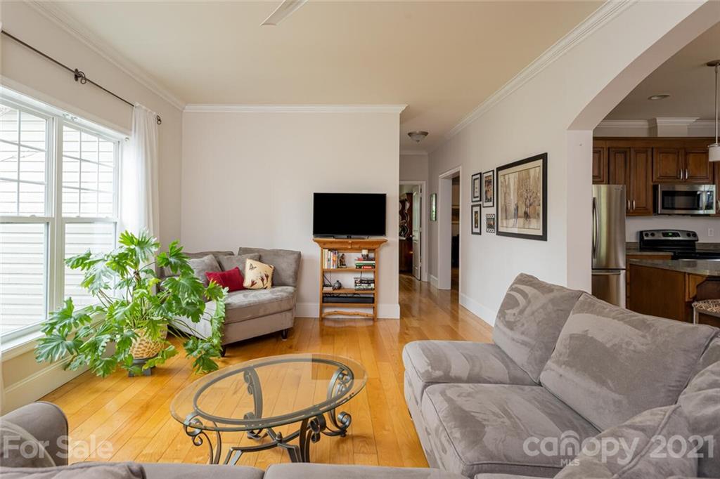 31 Azure Sage Way Asheville NC 28806