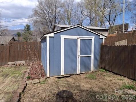 129 Harrison Street Swannanoa NC 28778