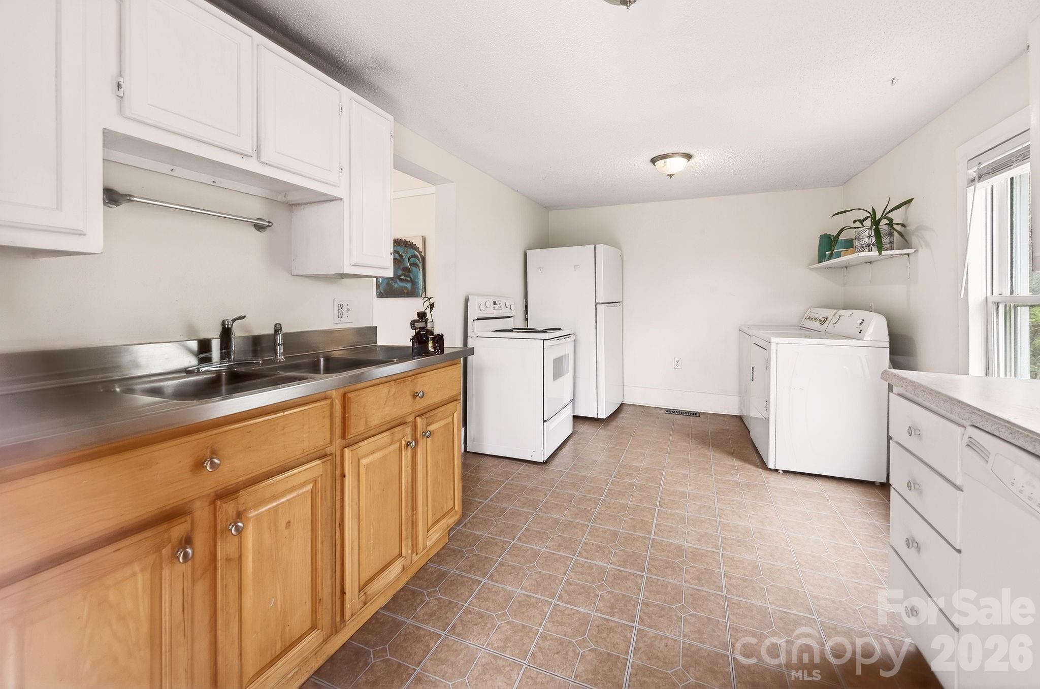 20 Trade Street Asheville NC 28801