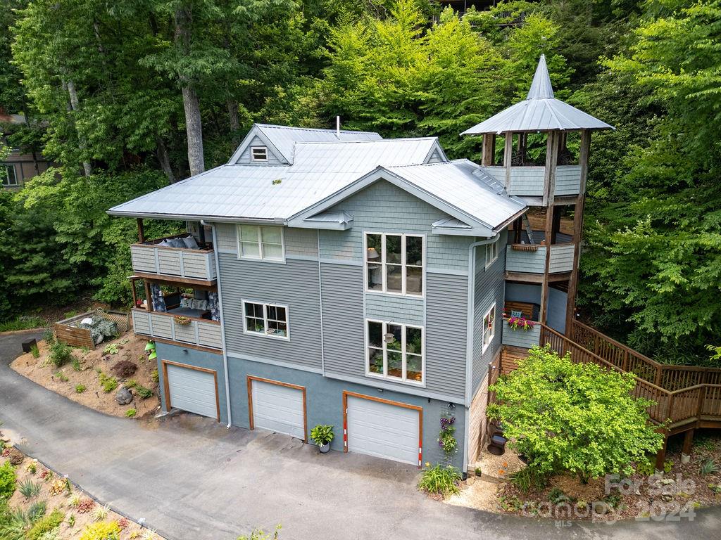 257 Summer Haven Road Swannanoa NC 28778