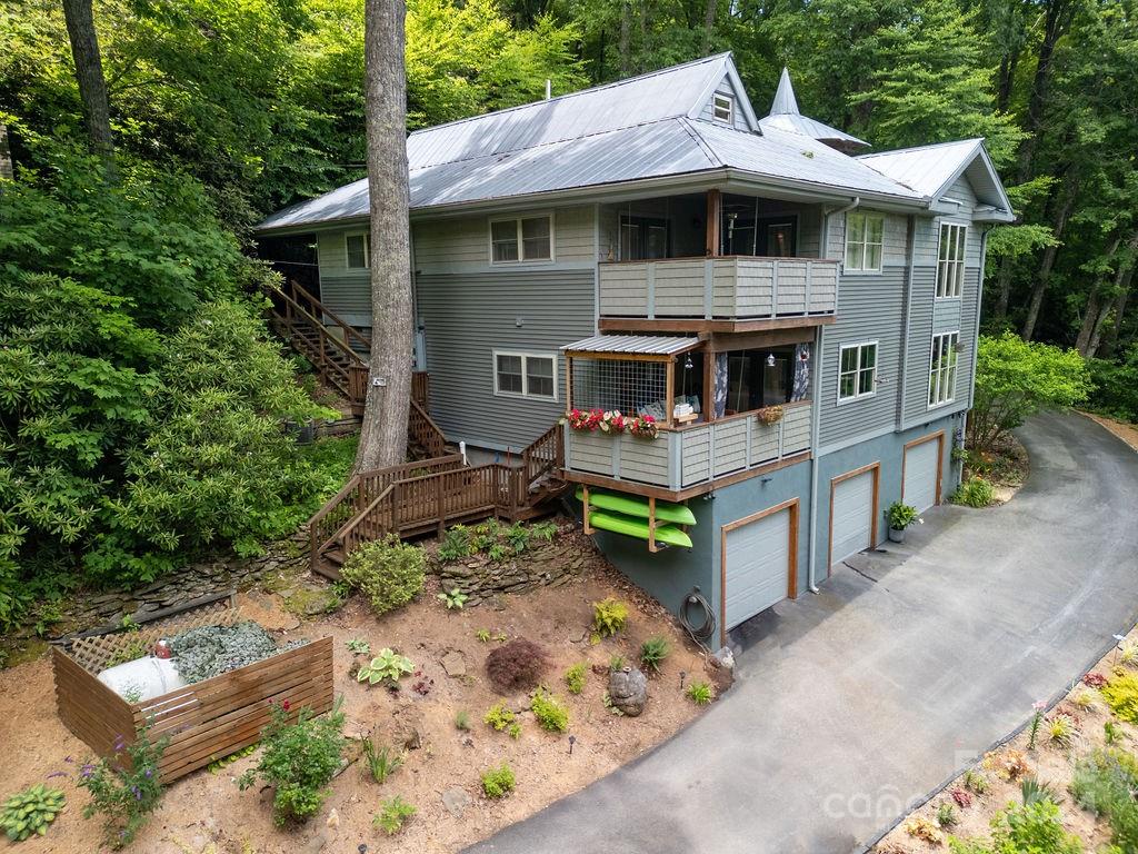257 Summer Haven Road Swannanoa NC 28778