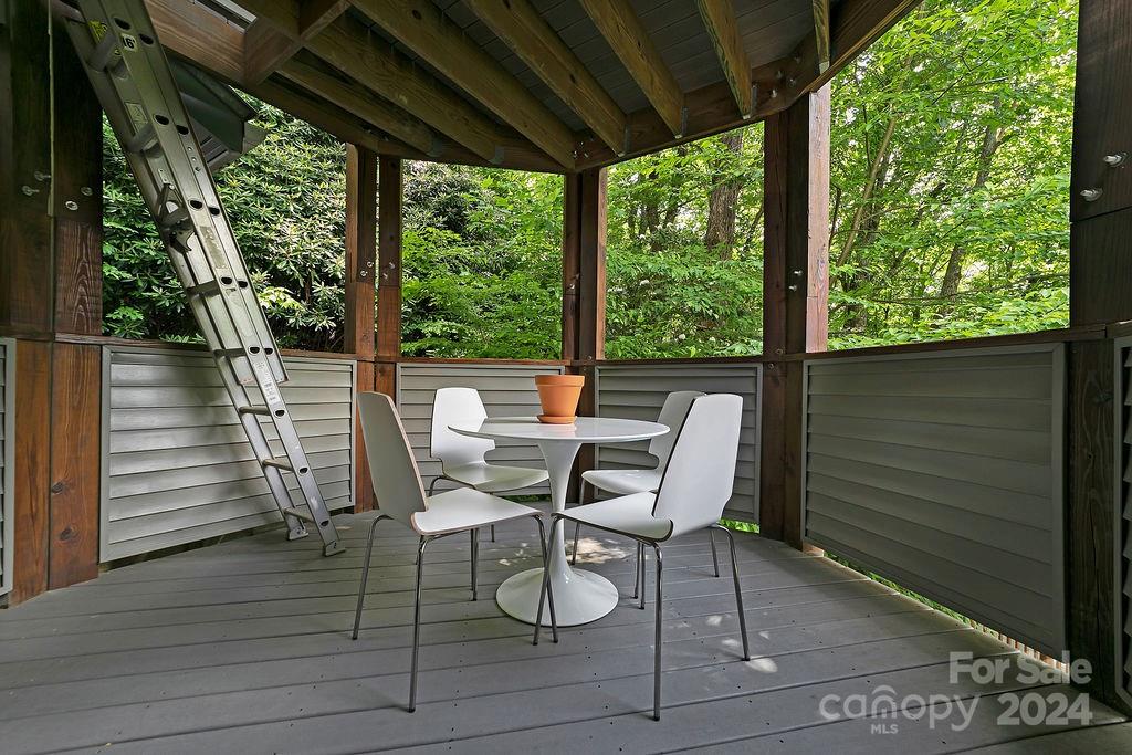 257 Summer Haven Road Swannanoa NC 28778