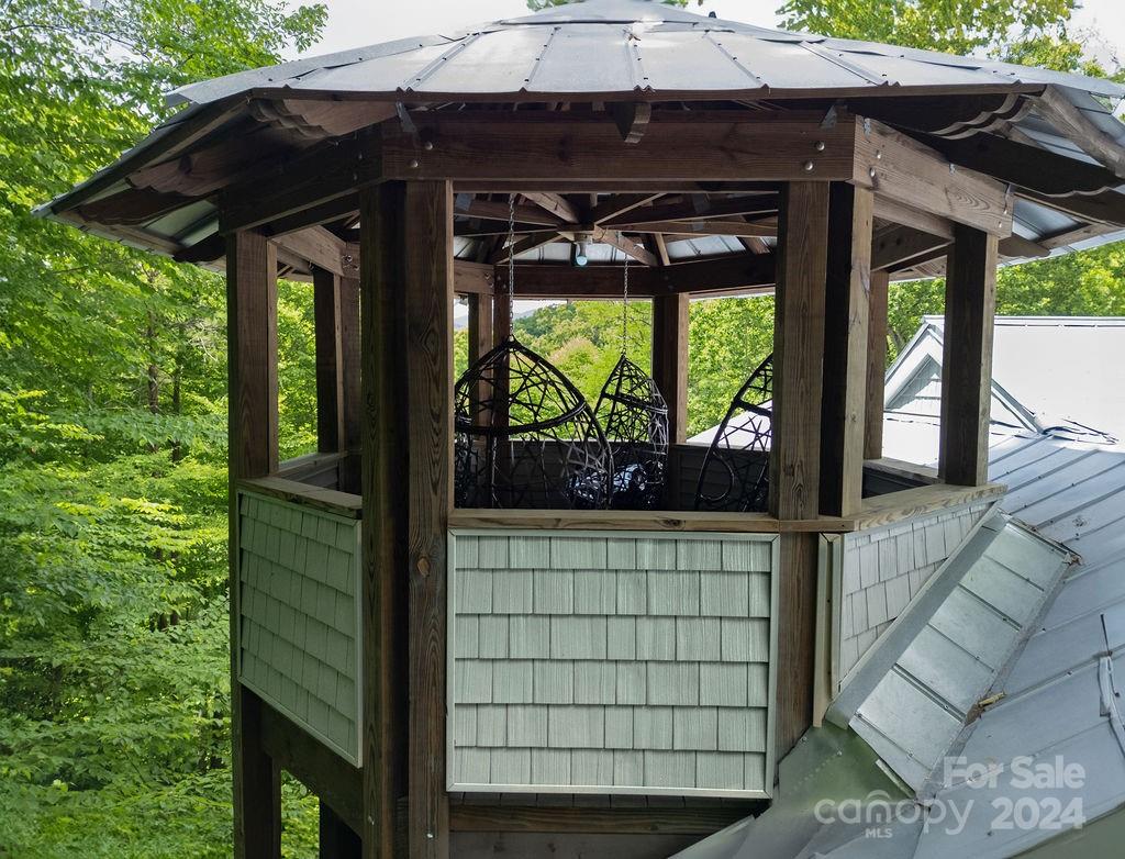 257 Summer Haven Road Swannanoa NC 28778