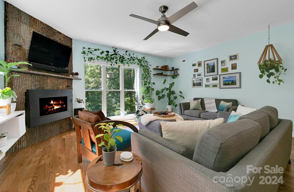 257 Summer Haven Road Swannanoa NC 28778