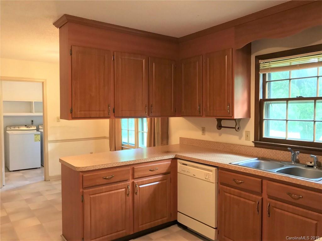 7424 Crowflock Court Charlotte NC 28226