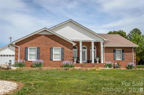 5146 Olde School Drive Hickory NC 28602