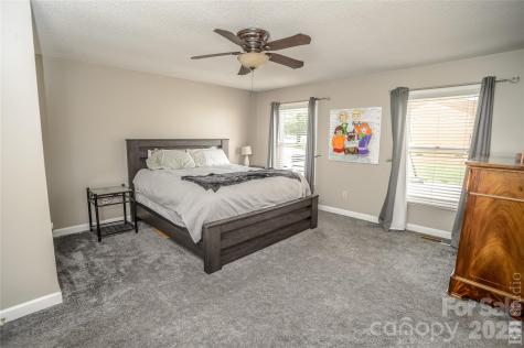 5146 Olde School Drive Hickory NC 28602