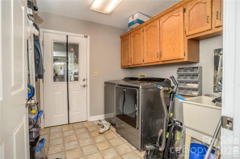 5146 Olde School Drive Hickory NC 28602