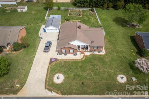 5146 Olde School Drive Hickory NC 28602