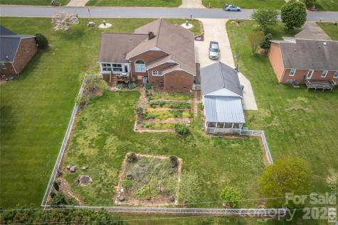 5146 Olde School Drive Hickory NC 28602