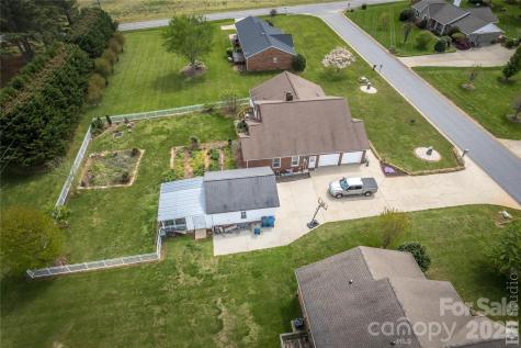 5146 Olde School Drive Hickory NC 28602
