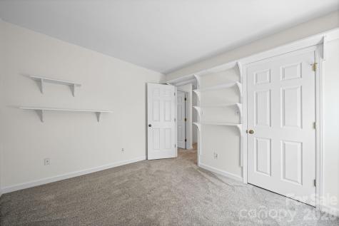 6520 Dougherty Drive Charlotte NC 28213