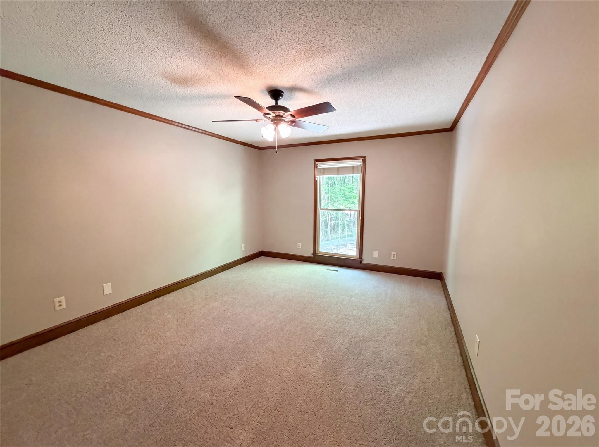 8612 Piccadily Lane Harrisburg NC 28075