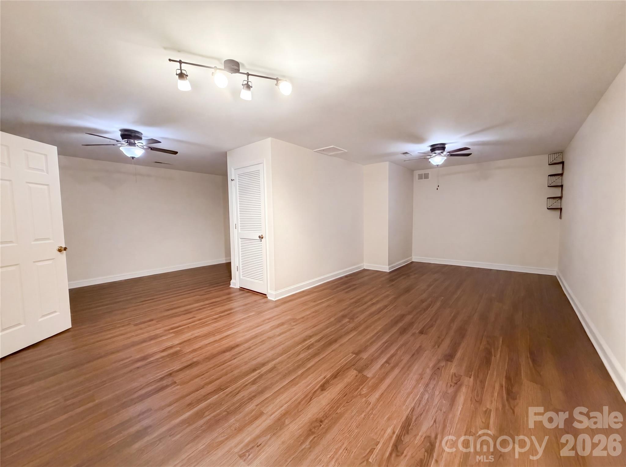 8612 Piccadily Lane Harrisburg NC 28075