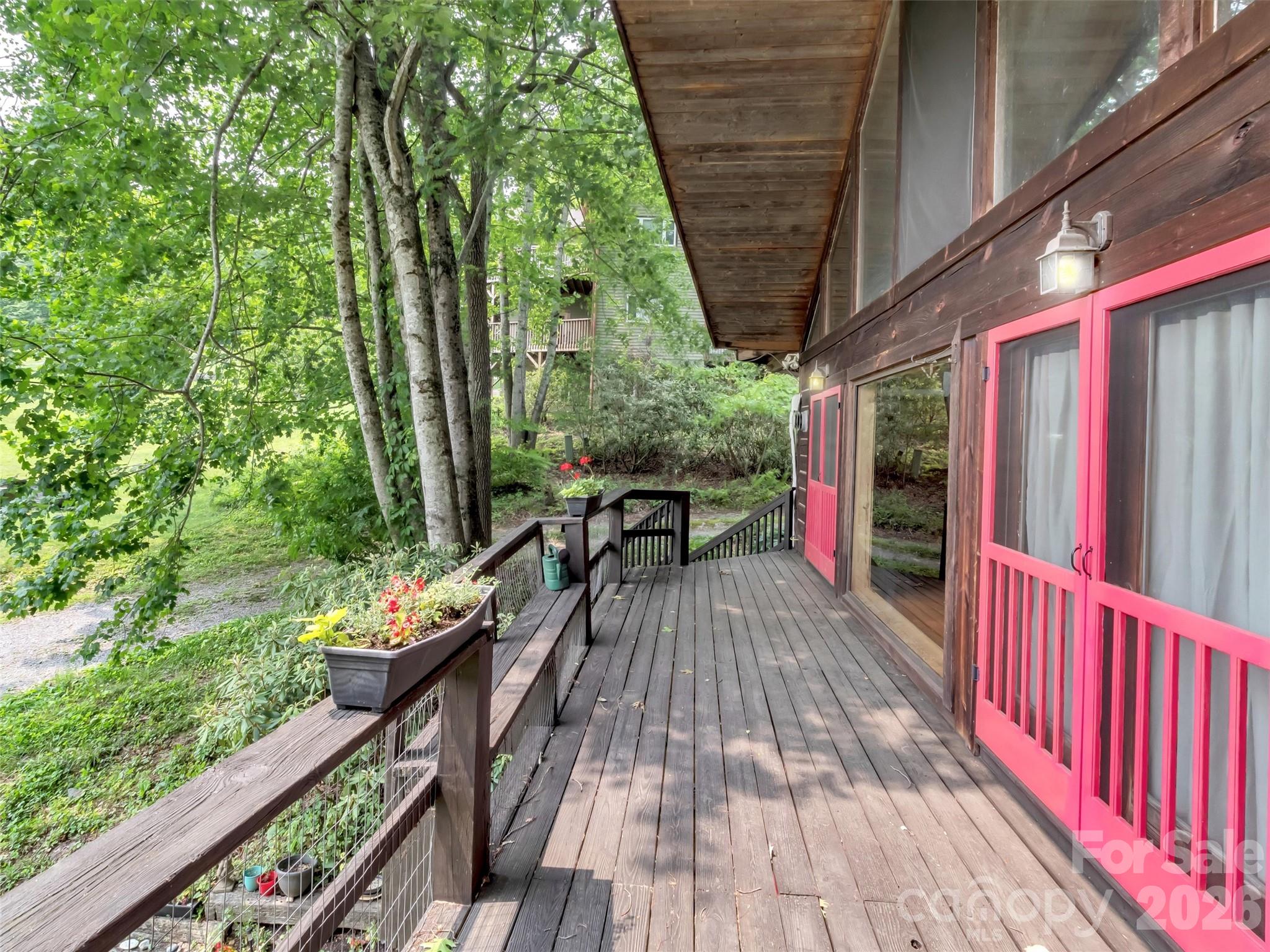429 Biodome Drive Waynesville NC 28785