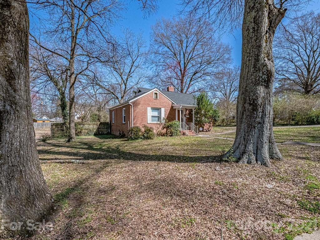 1151 Woodside Avenue Charlotte NC 28205