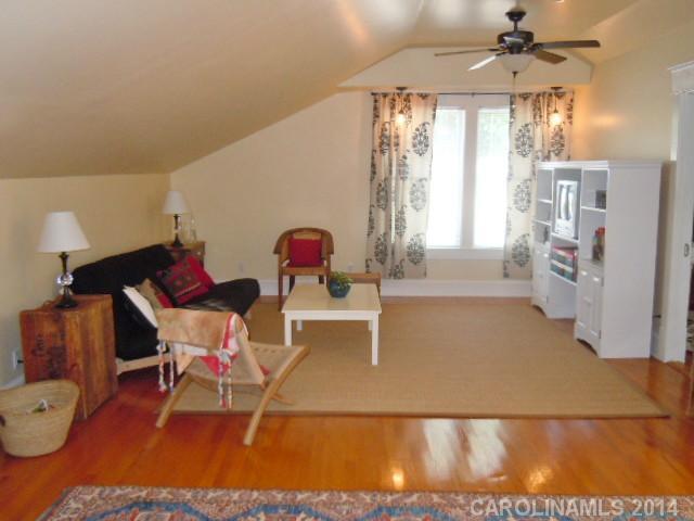 604 Pecan Avenue Charlotte NC 28204