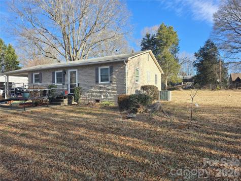 499 Raymond Street Mocksville NC 27028