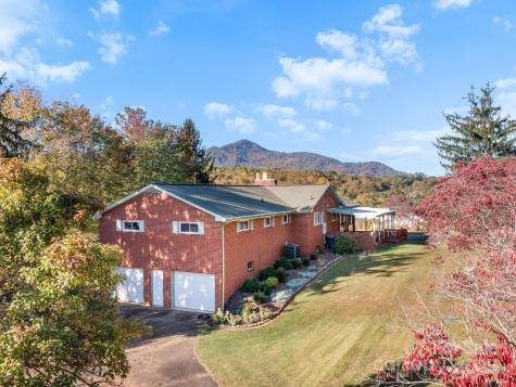 11 Aloha Circle Candler NC 28715