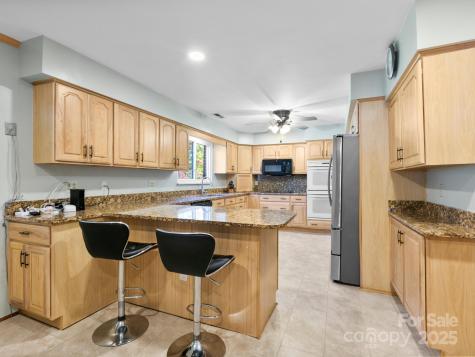 11 Aloha Circle Candler NC 28715