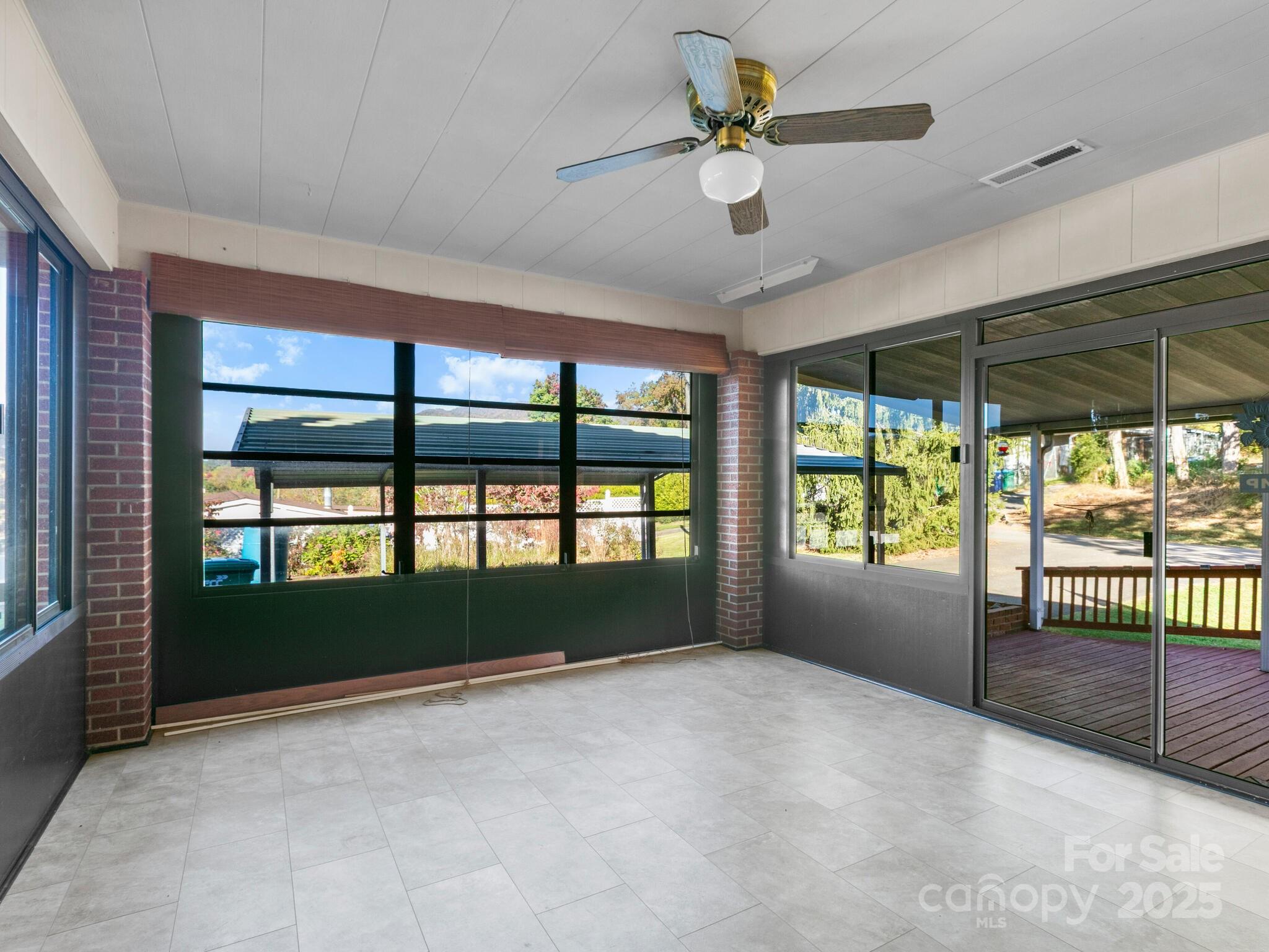 11 Aloha Circle Candler NC 28715