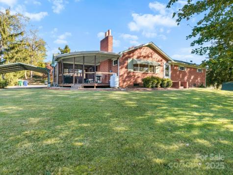 11 Aloha Circle Candler NC 28715