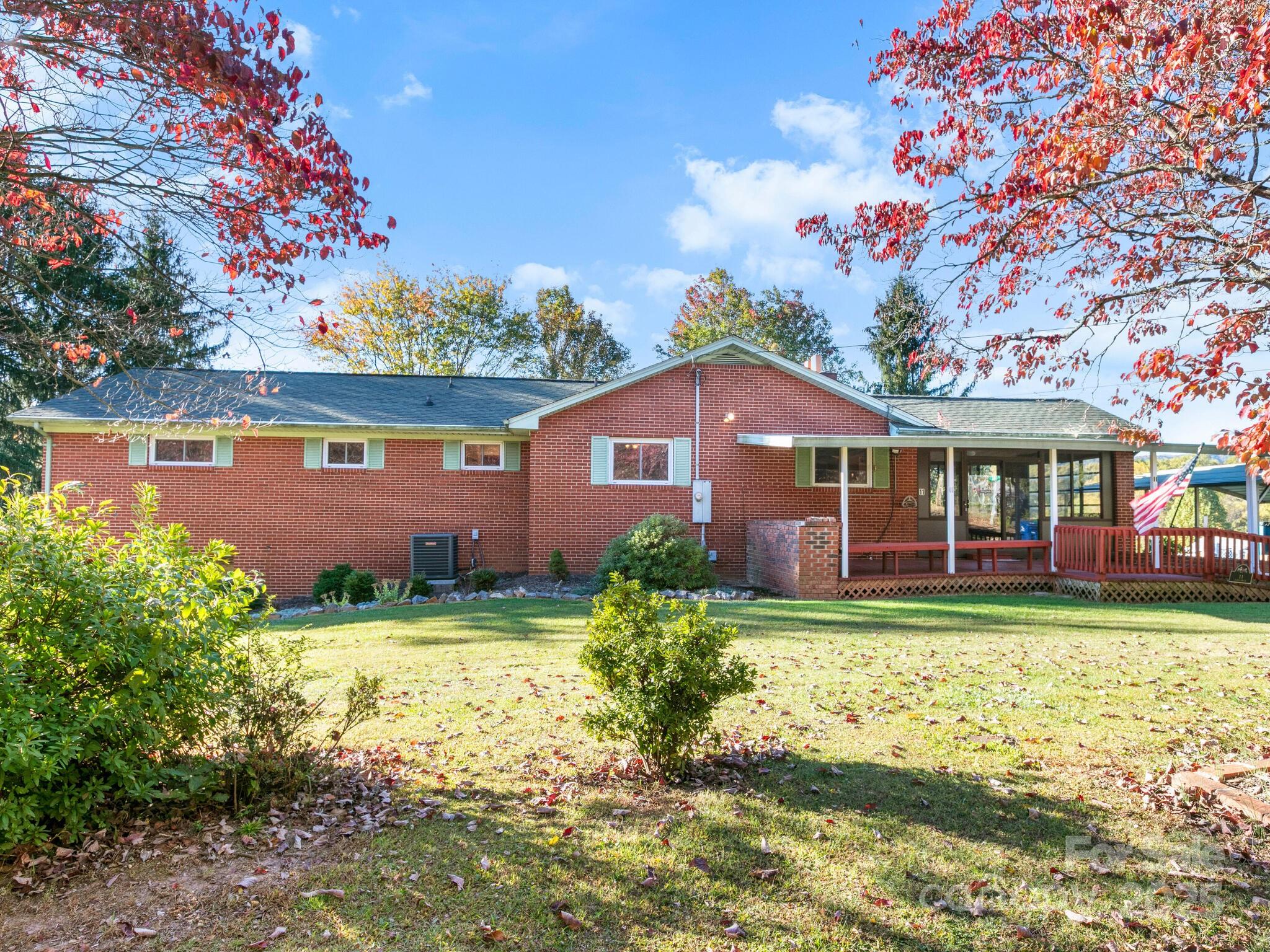 11 Aloha Circle Candler NC 28715