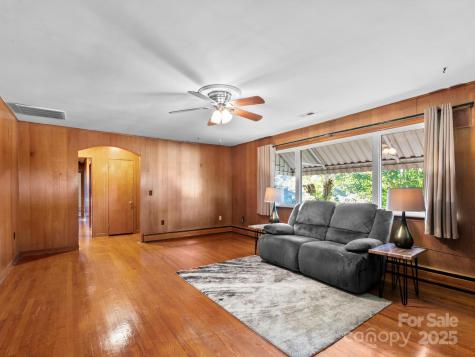 11 Aloha Circle Candler NC 28715
