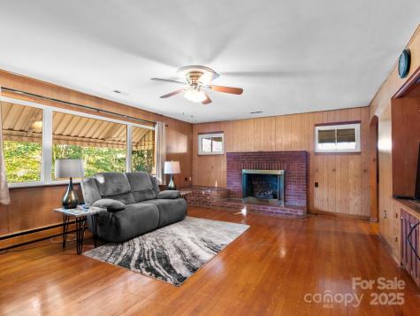 11 Aloha Circle Candler NC 28715