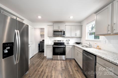 54 Malcolm Court Candler NC 28715
