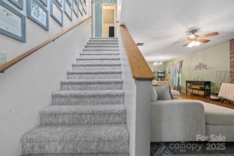 10 Kettle Creek Lane Brevard NC 28712