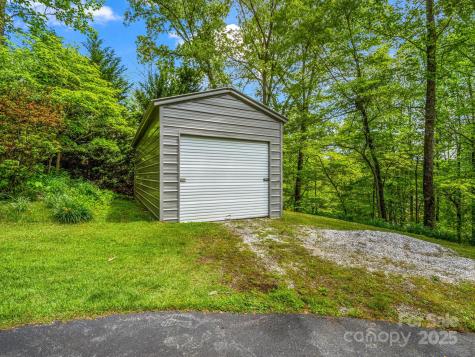 10 Kettle Creek Lane Brevard NC 28712