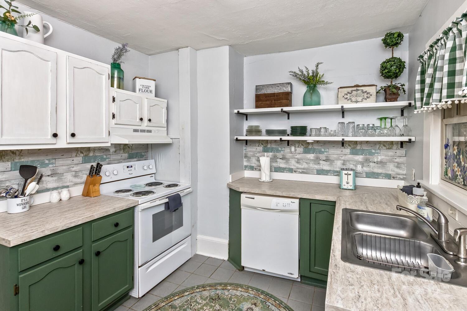 13 Norton Drive Asheville NC 28804