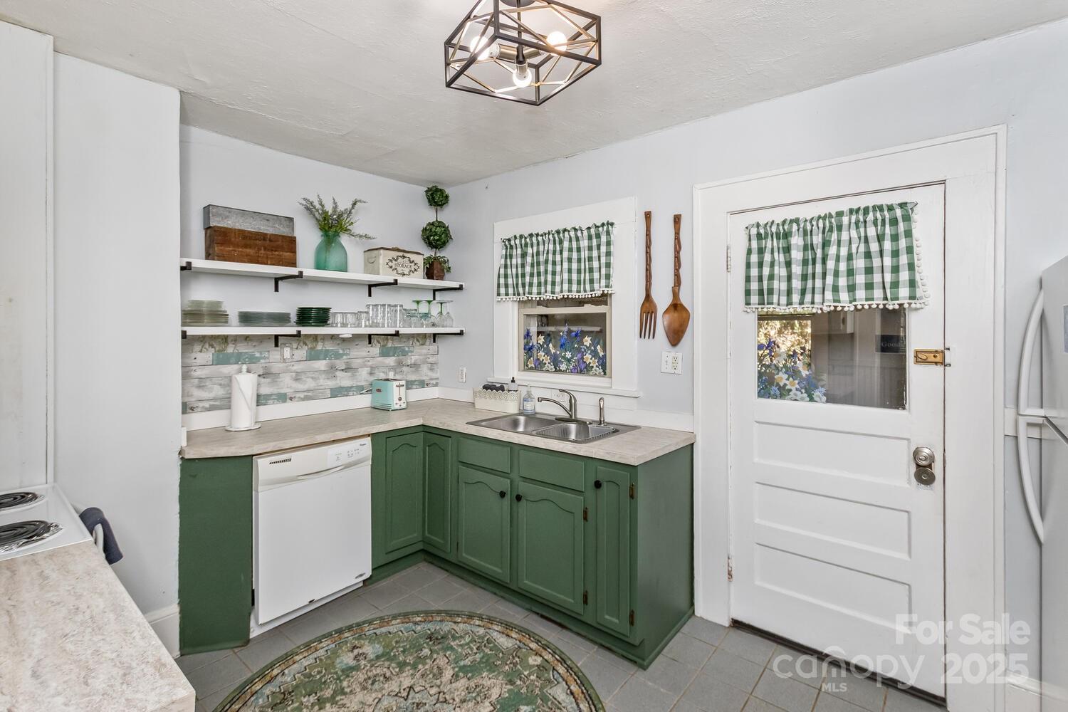 13 Norton Drive Asheville NC 28804