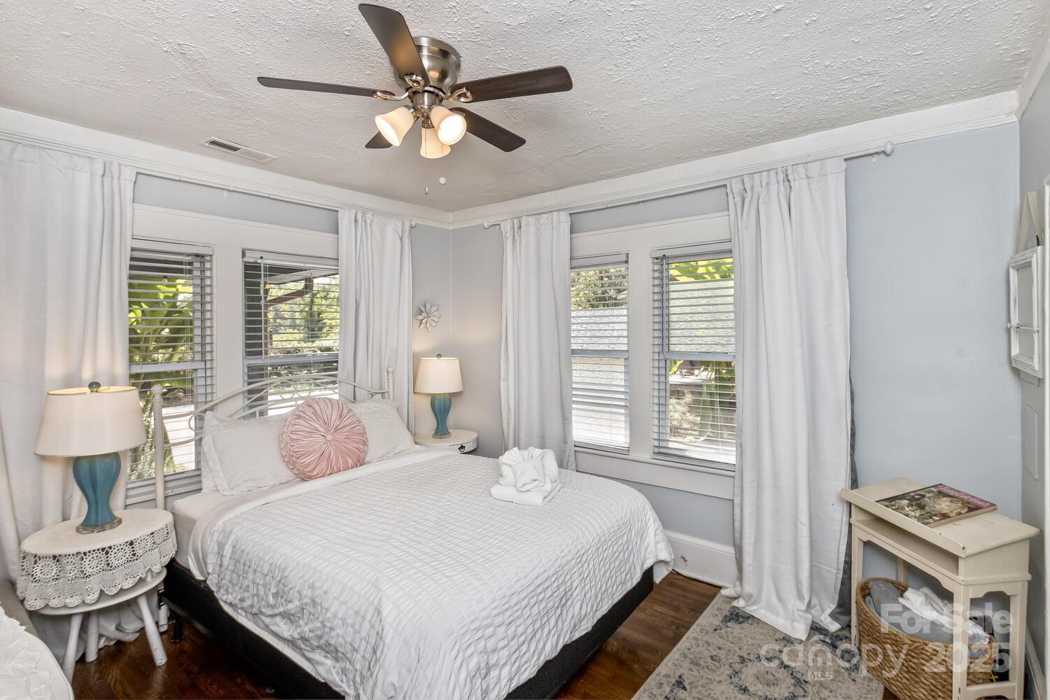 13 Norton Drive Asheville NC 28804