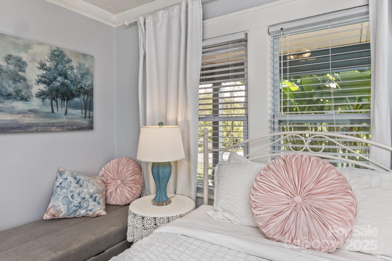 13 Norton Drive Asheville NC 28804