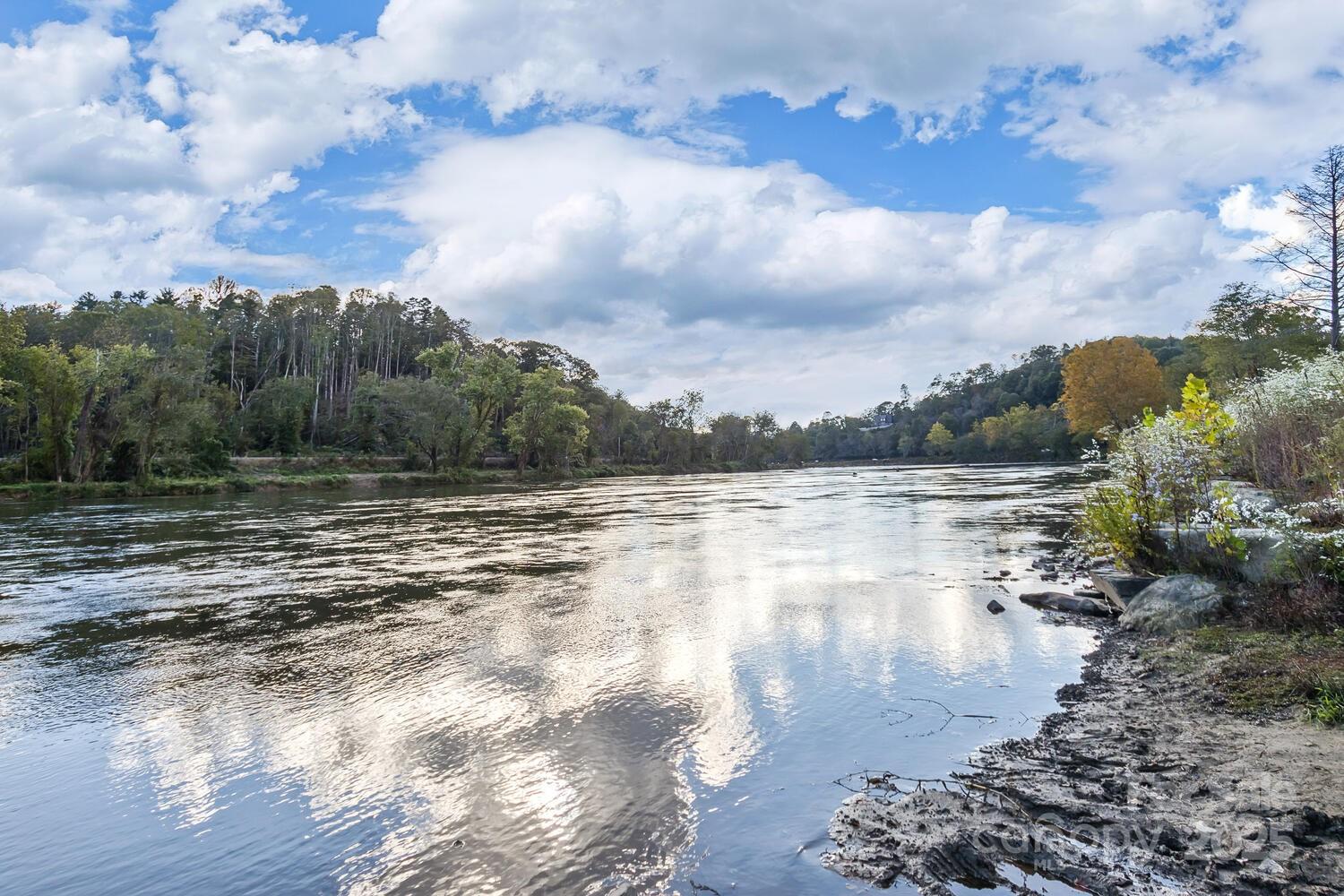 13 Norton Drive Asheville NC 28804